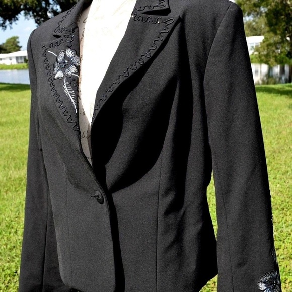 Cache Jackets & Blazers - NWT Peacock Colors 2 Pc Cache Pants Suit Sequins